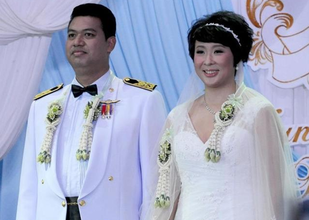 前女排队长冯坤,嫁大12岁泰排教父,40岁高龄产子,身材发福