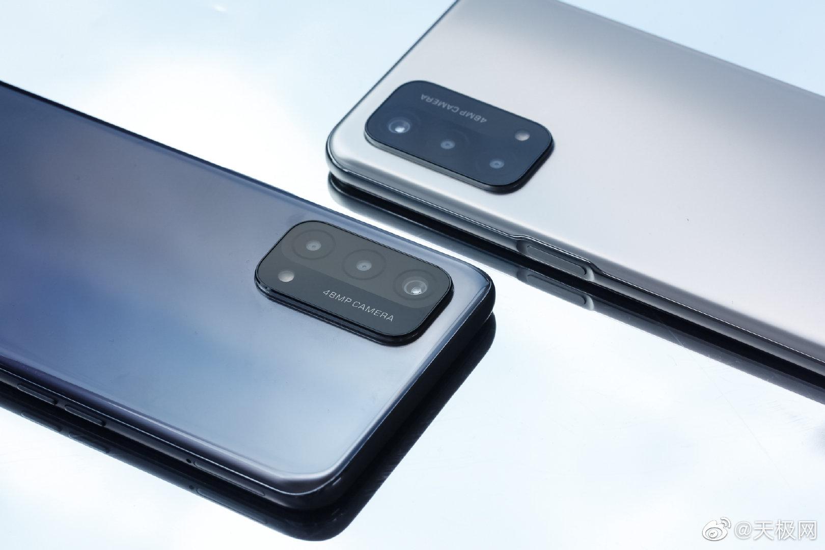 oppo68a93雅银和炫黑两种配色