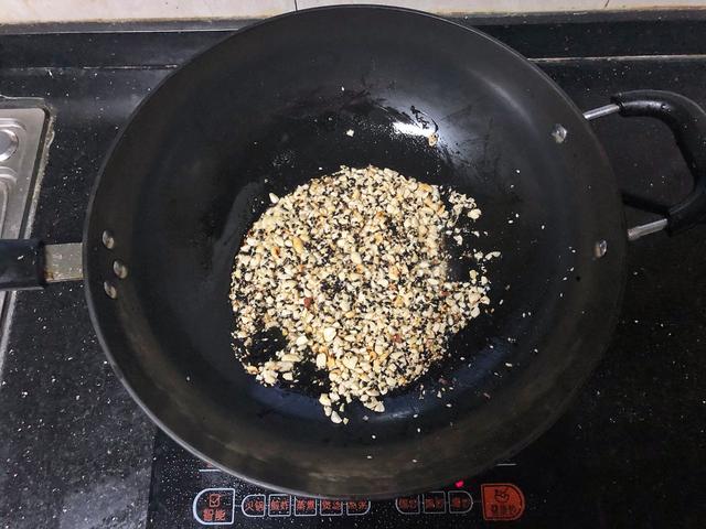 如何炒油茶面（怎样炒油茶面好吃）-85模板网