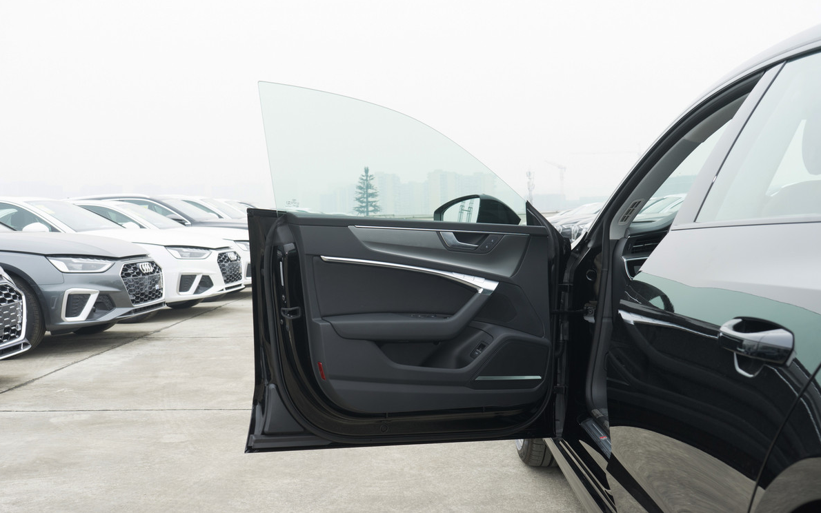 无框车门升降尾翼奥迪a7无愧最美奥迪国产或降价7万