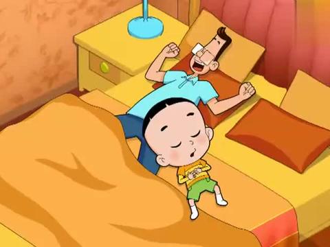 大头儿子:父子俩睡得真香,想想今天妈妈不在家,心情一下就好了