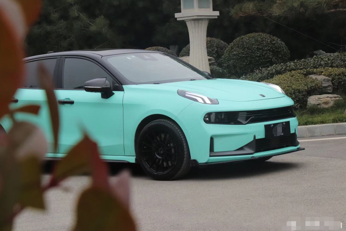 领克03改色蒂芙尼蓝小姐姐是这样玩儿车的