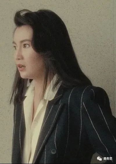 张曼玉西装帅气钟楚红明艳妩媚经典亦舒女郎是这样