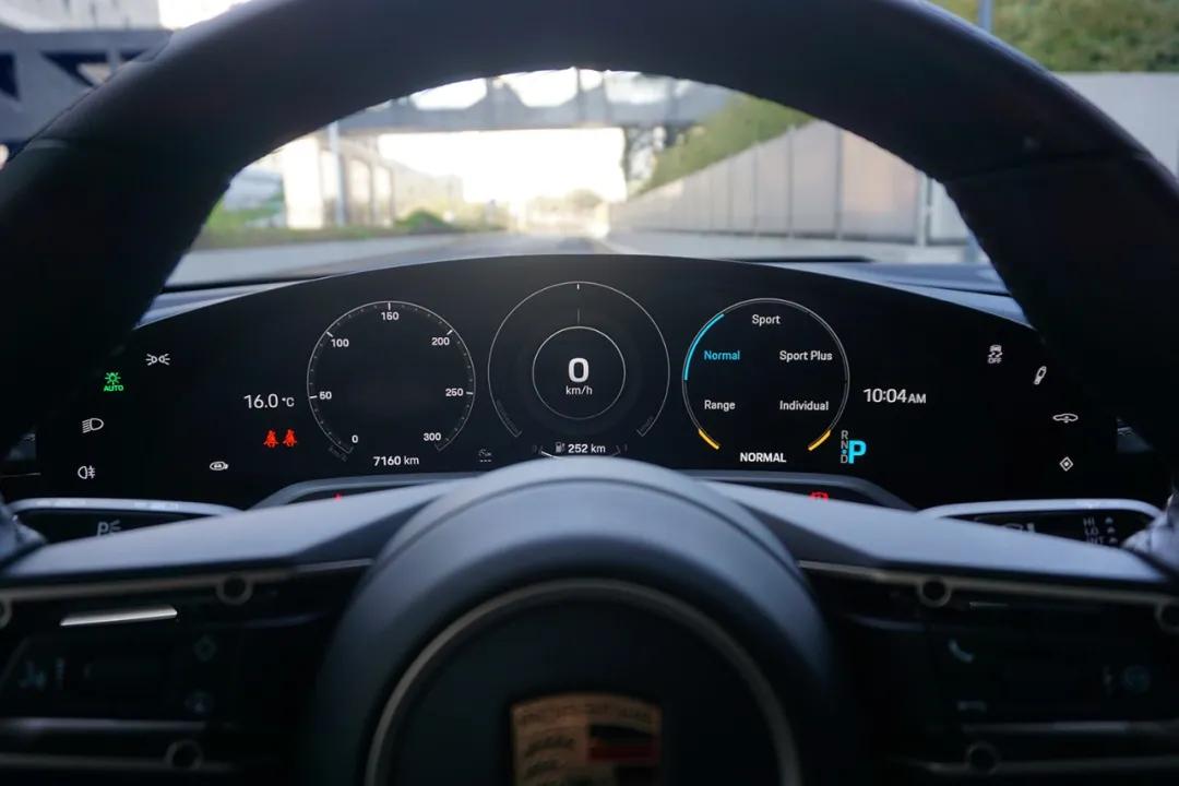 保时捷对于未来有怎样的见解? 保时捷taycan评测