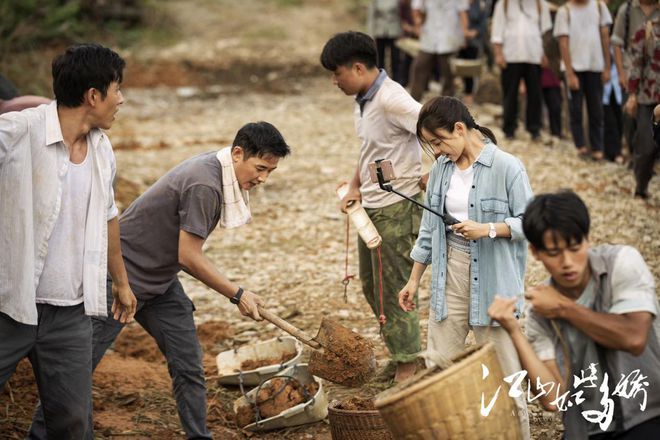 1月27日报道正在热播的电视剧《江山如此多娇》将在今晚迎来大结局,两