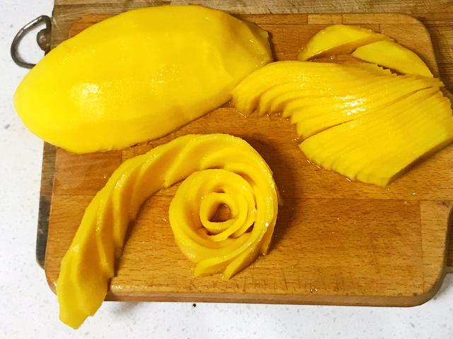 奶茶店20多一杯的思慕雪,在家也能做,简单又实惠|奶茶店|实惠|芒果