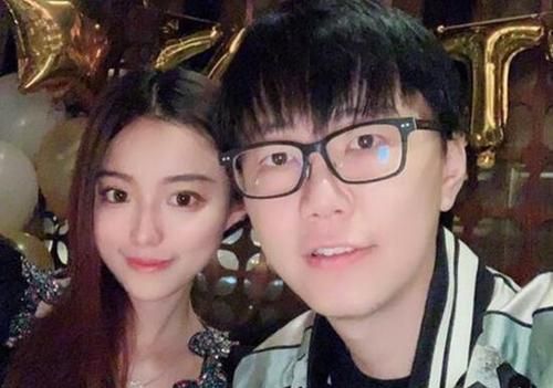 dota2:为什么已经淡出直播圈的大酒神要给军师请布阵做宣传?