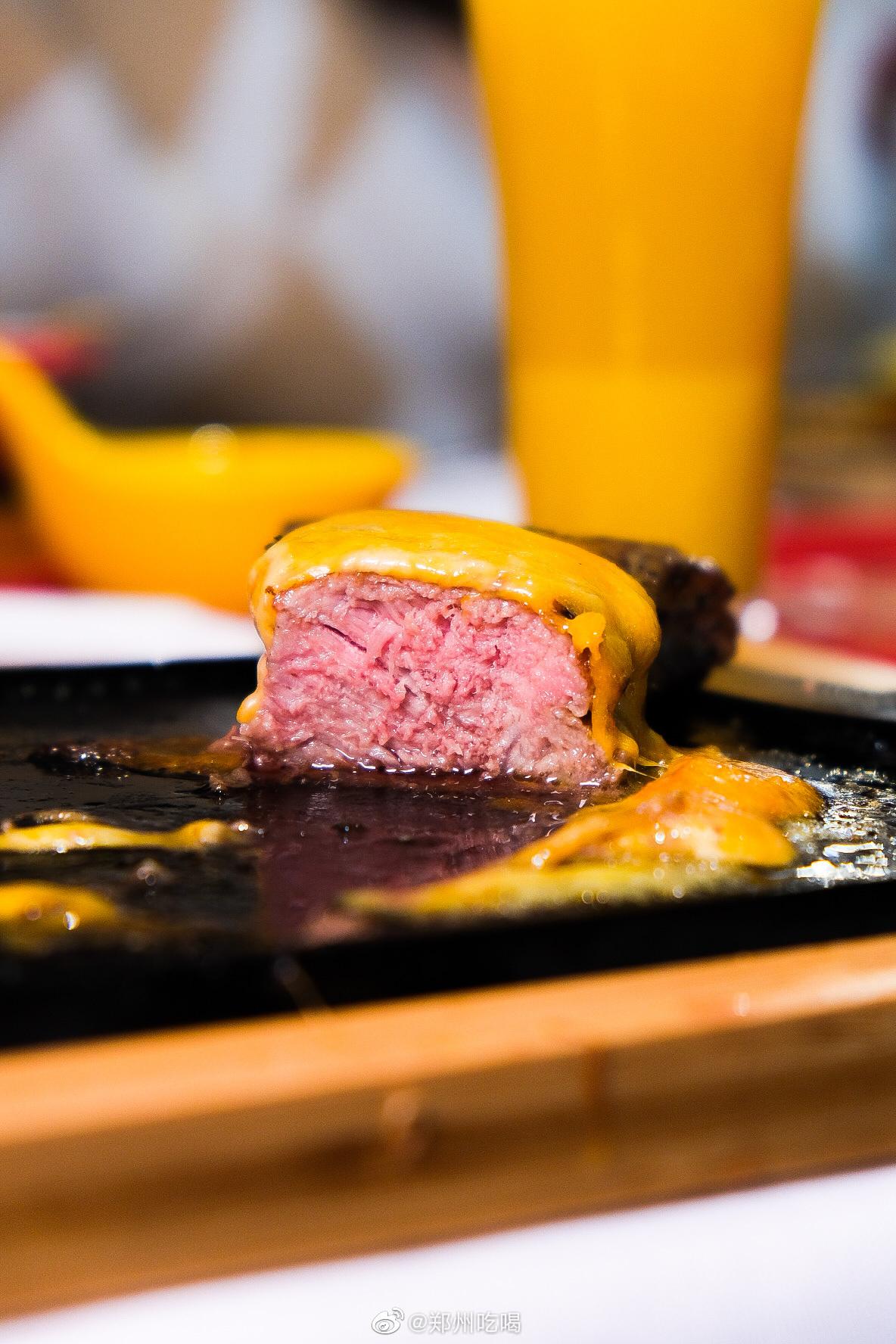 拉丝芝士瀑布牛排