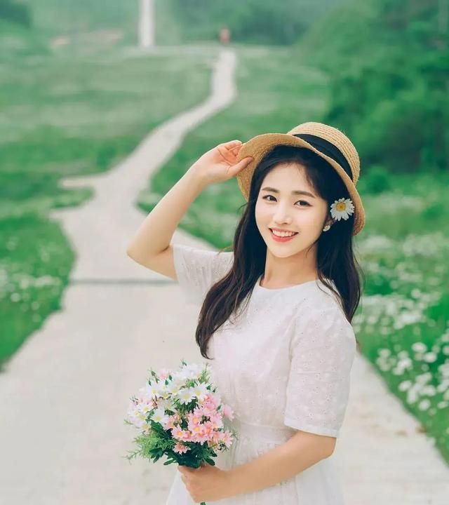 外出拍照拍照达人推荐9个拍照姿势摆拍好看大片