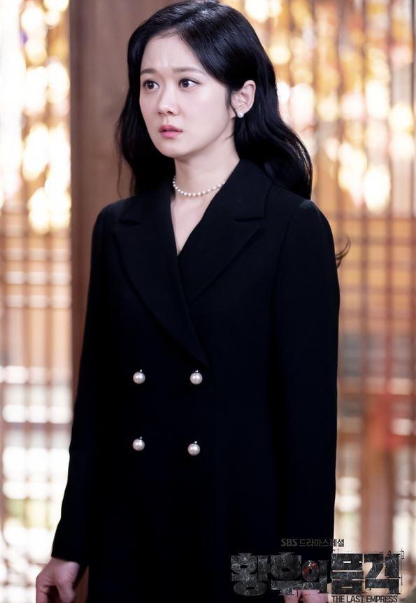 女神降临朴柔娜黑化韩剧角色精彩黑化上流柳真被骂