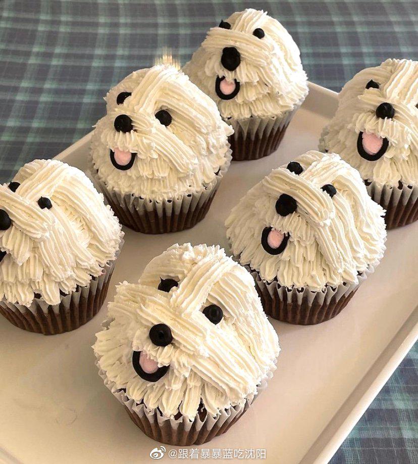 超可爱狗狗造型杯子蛋糕一口一个没问题图源网络