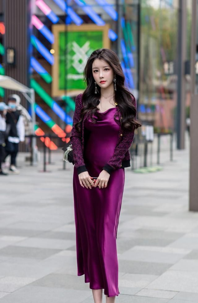 连衣裙打造简单穿搭穿出女神气质显瘦又高级