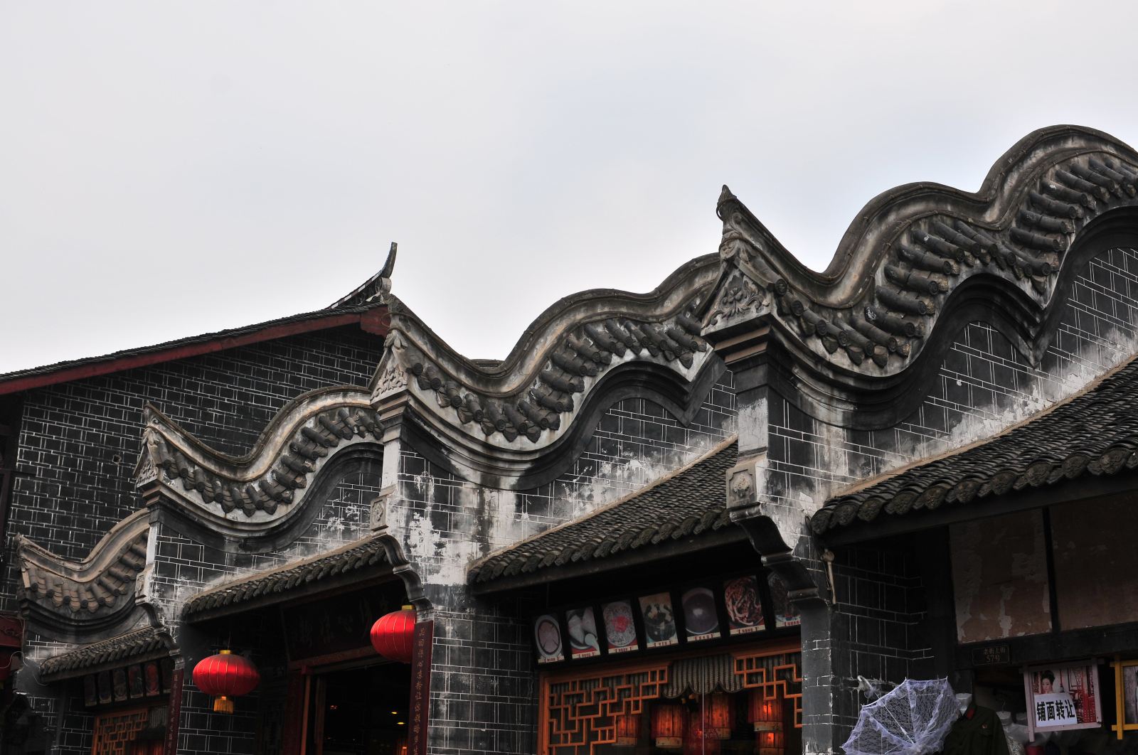 中国西部"客家第一镇",汇聚客家文化,建筑堪称古建奇葩