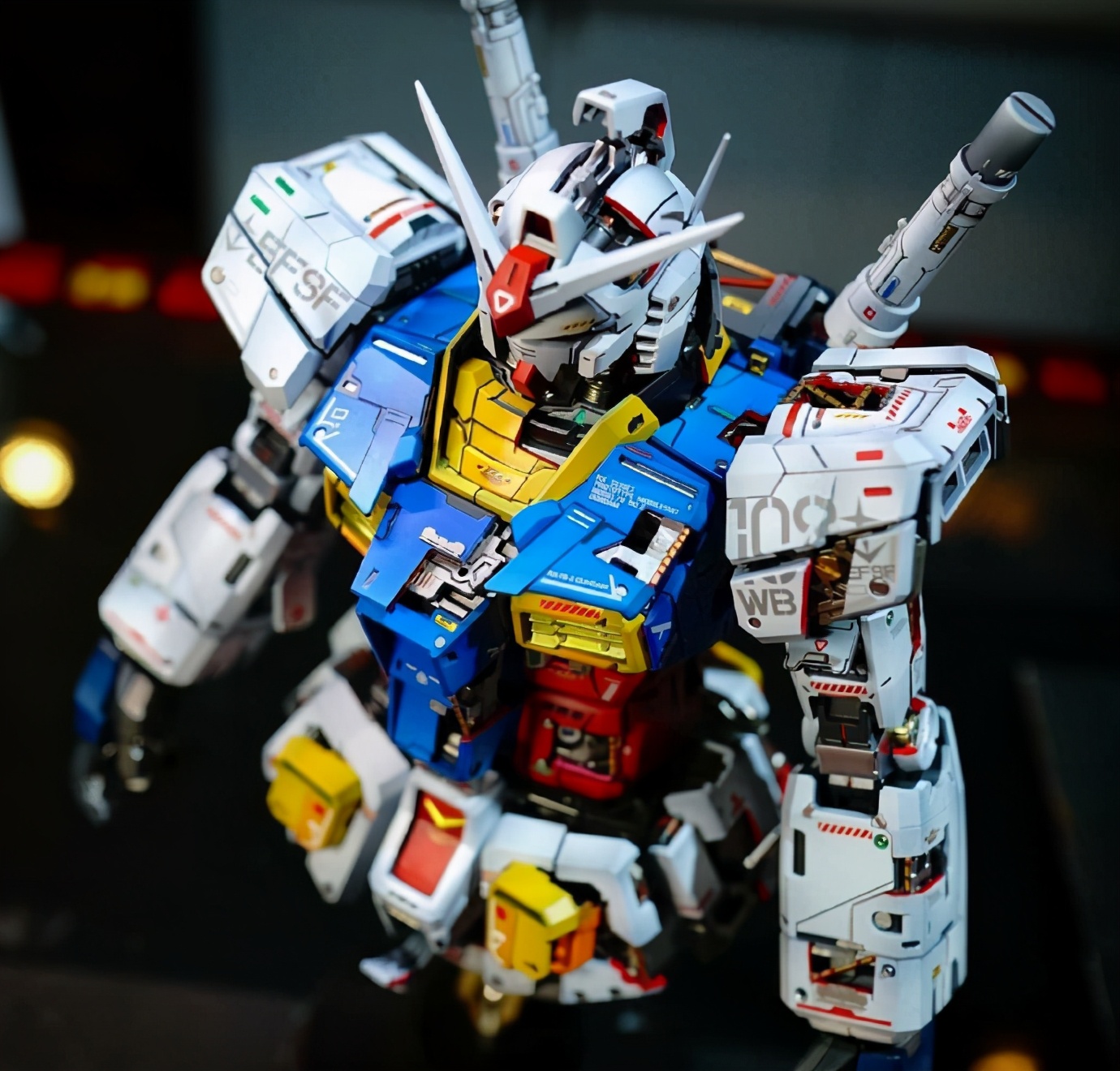 细节升级pg比例rx782高达模型