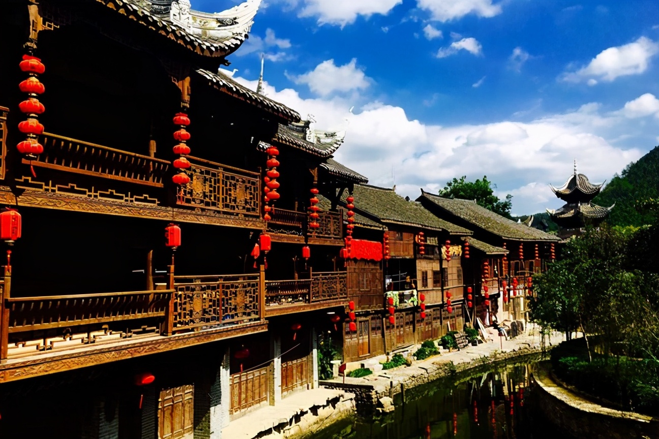 被称为"小上海",体验不一样的人文生态|贵州|古镇|古建筑_新浪新闻