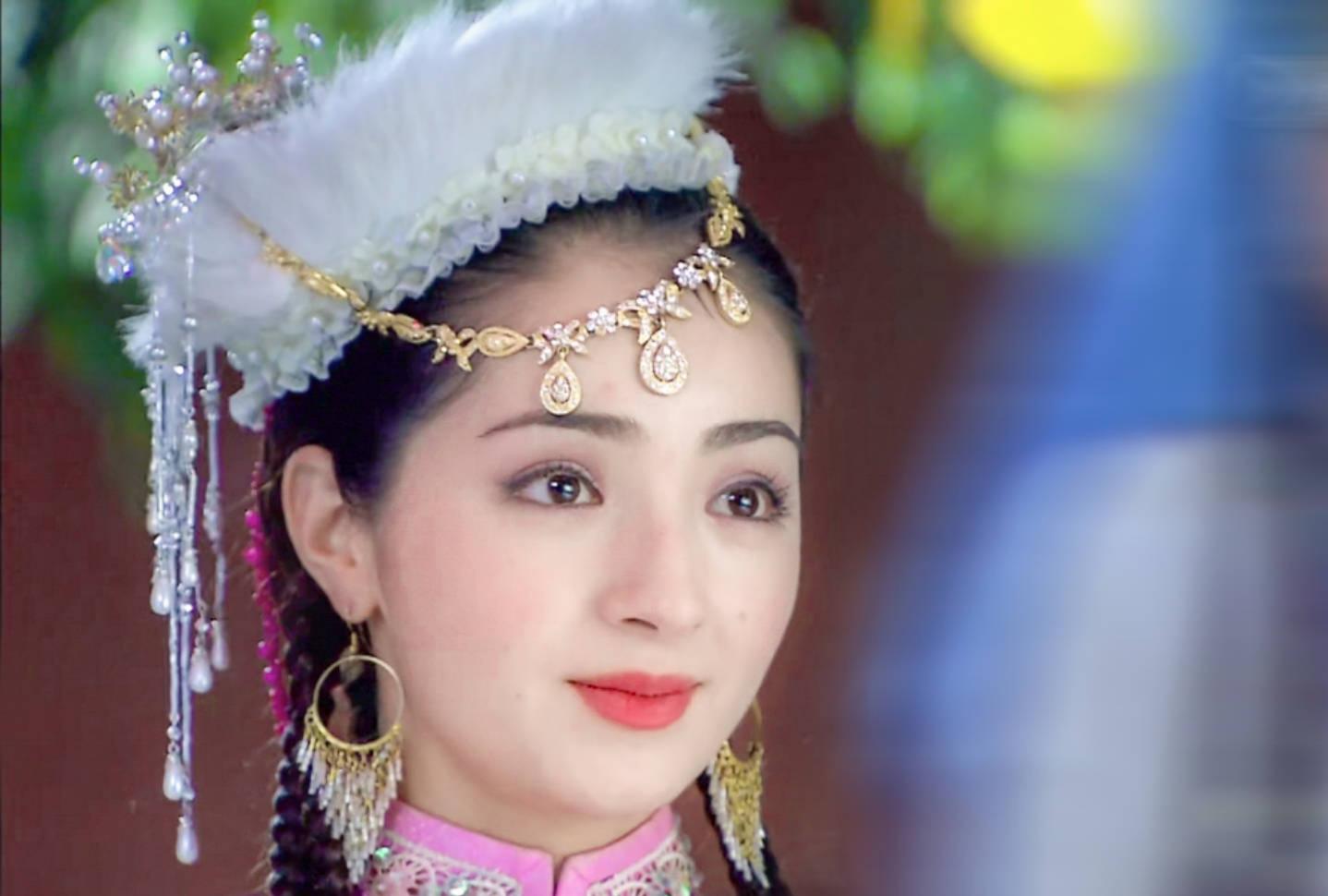 最惊艳配角:与比自己小5岁的娜扎演母女,风头更盛|新还珠格格|麦迪娜