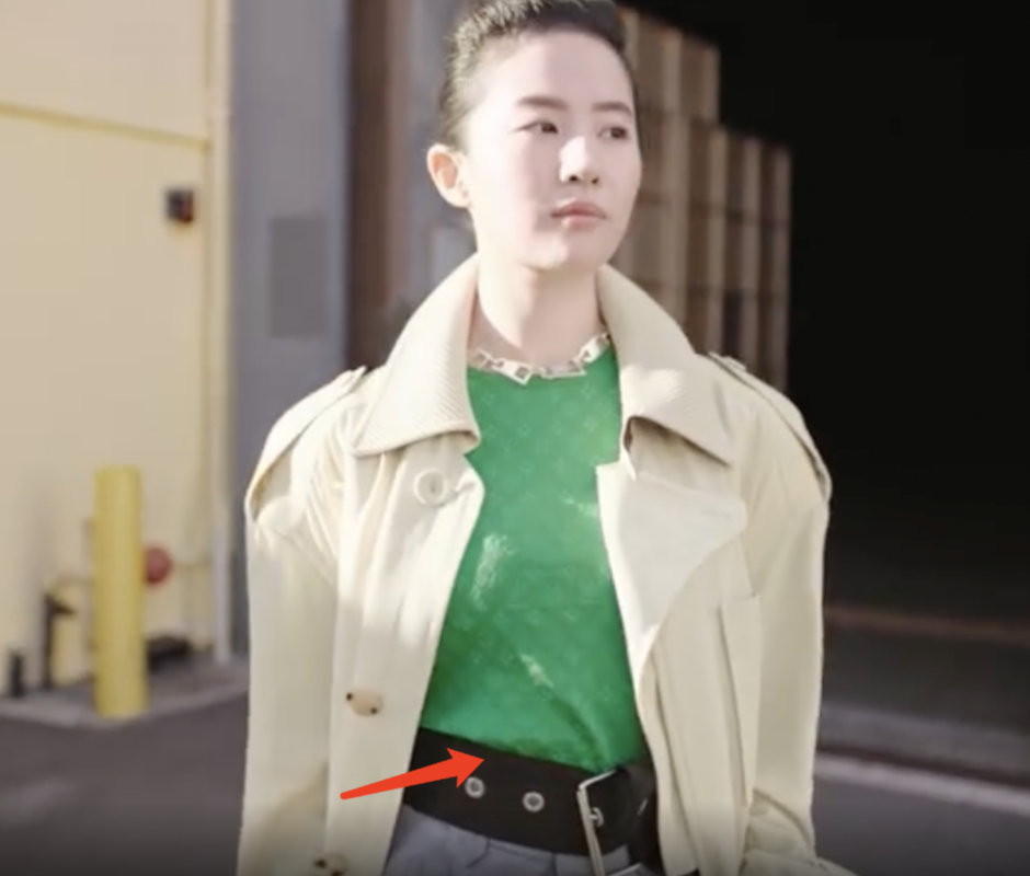刘亦菲代言顶奢出新图档次救不回走样身材小肚腩粗手臂壮一圈