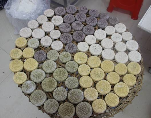 在广西来宾,武宣人过小年要打米饼!