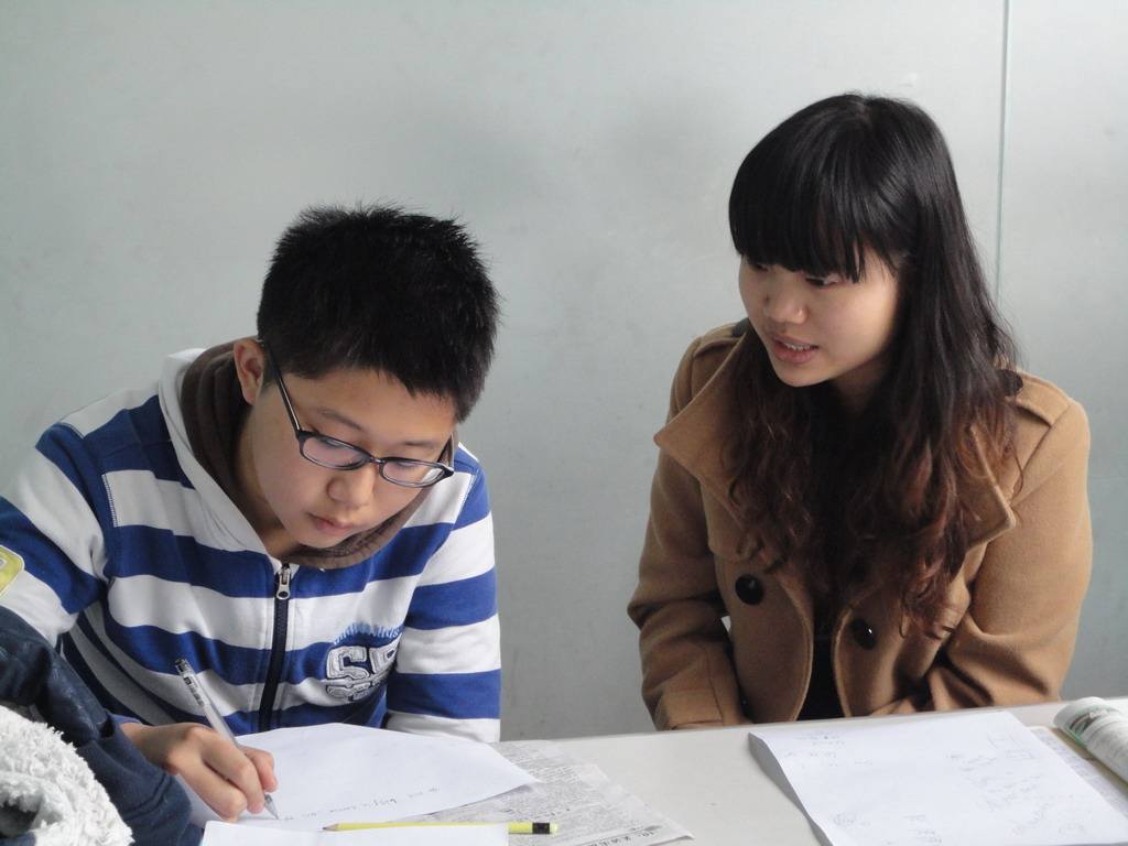 补课形式一对一效果尽管很好但不要盲目跟风否则钱会白花