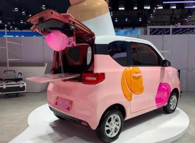 2万辆,五菱宏光miniev新款实车,又要火?