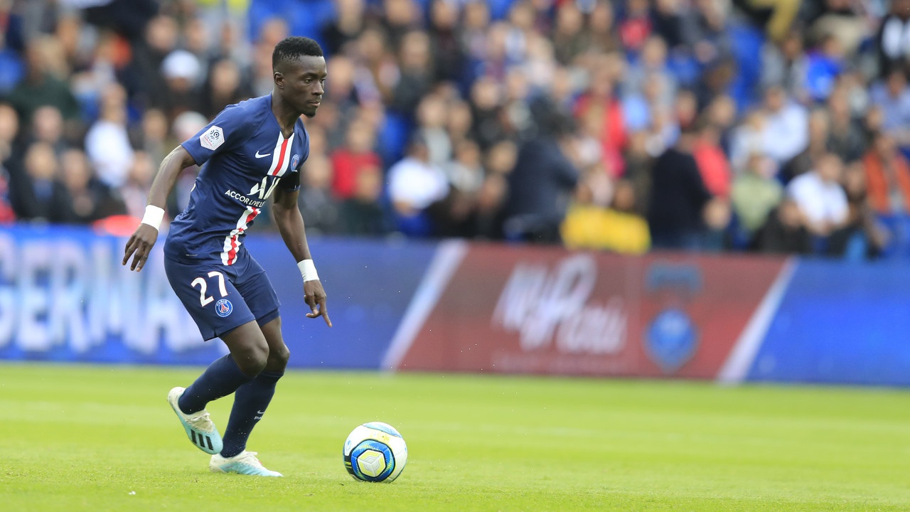 1月29日讯 据欧陆体育报道,图赫尔有意为切尔西引进巴黎中场伊德里萨