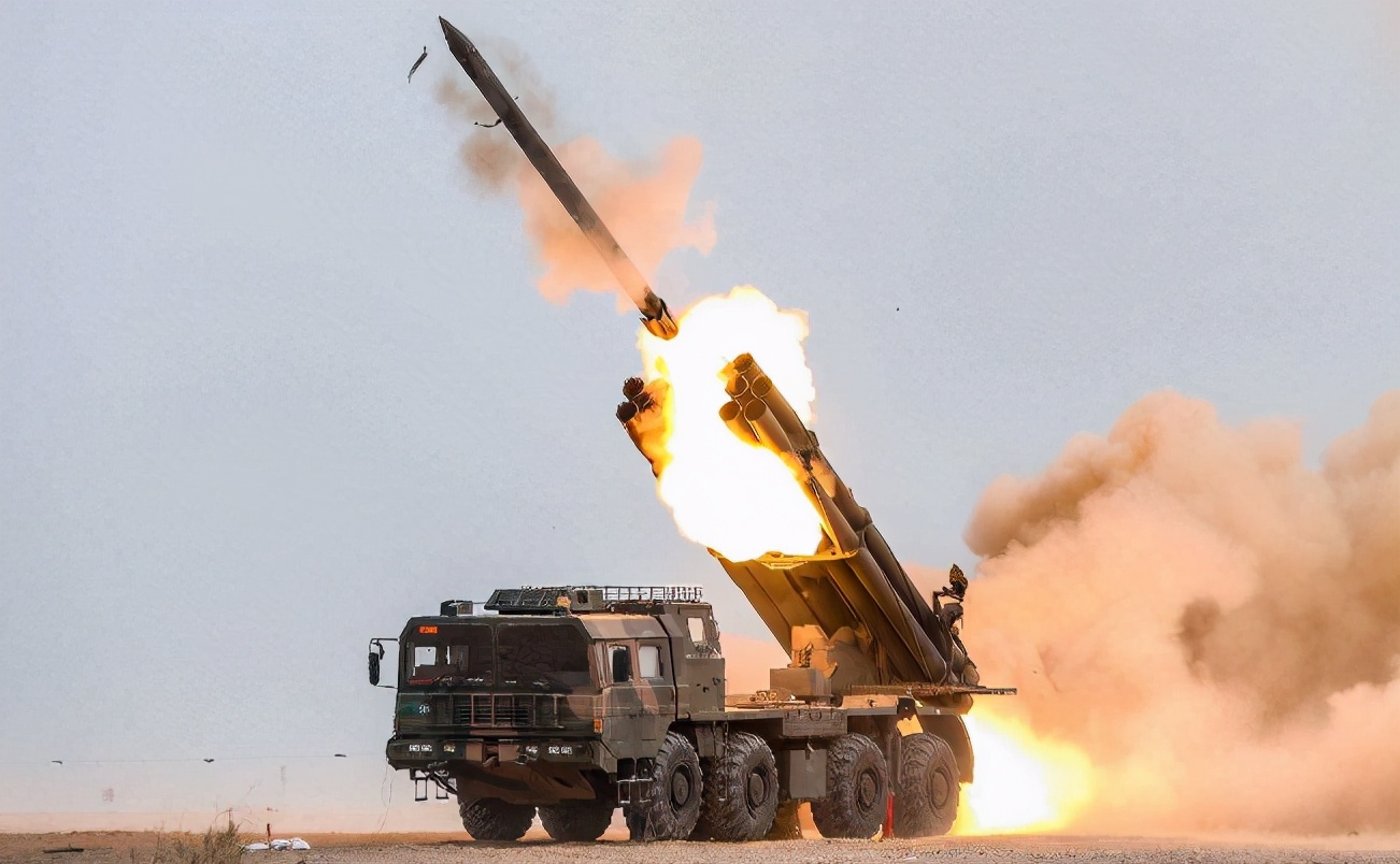 这就不提射程高达400公里的卫士2与神鹰4