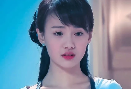 流星雨制片人谈郑爽曾听闻拍戏玩消失担心她违约金还不上