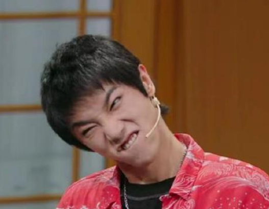 有种不合群叫宋亚轩其他人扮丑特别卖力唯独他有小心思