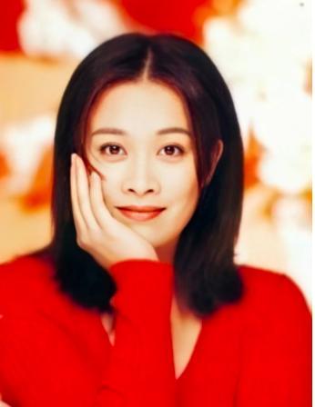 年轻时候的天后那英也是一枚小甜妹啊,脸蛋也像极了好闺蜜刘嘉玲