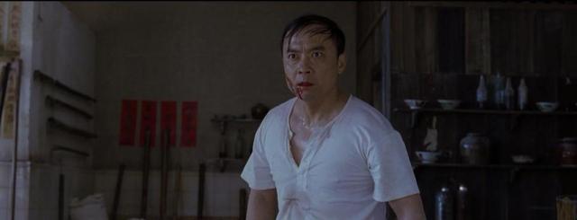 曾在周星驰电影《功夫》中饰演那个会五行八卦棍的阿鬼,精湛的武打