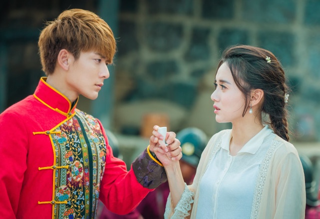 继侯明昊后,《天官赐福》花城选角终确认|《青簪锁三千》好评