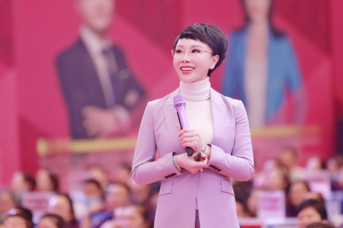 佟鑫海女士认为,如果一个人能在更年轻的时候,能够及早调理体质,那么