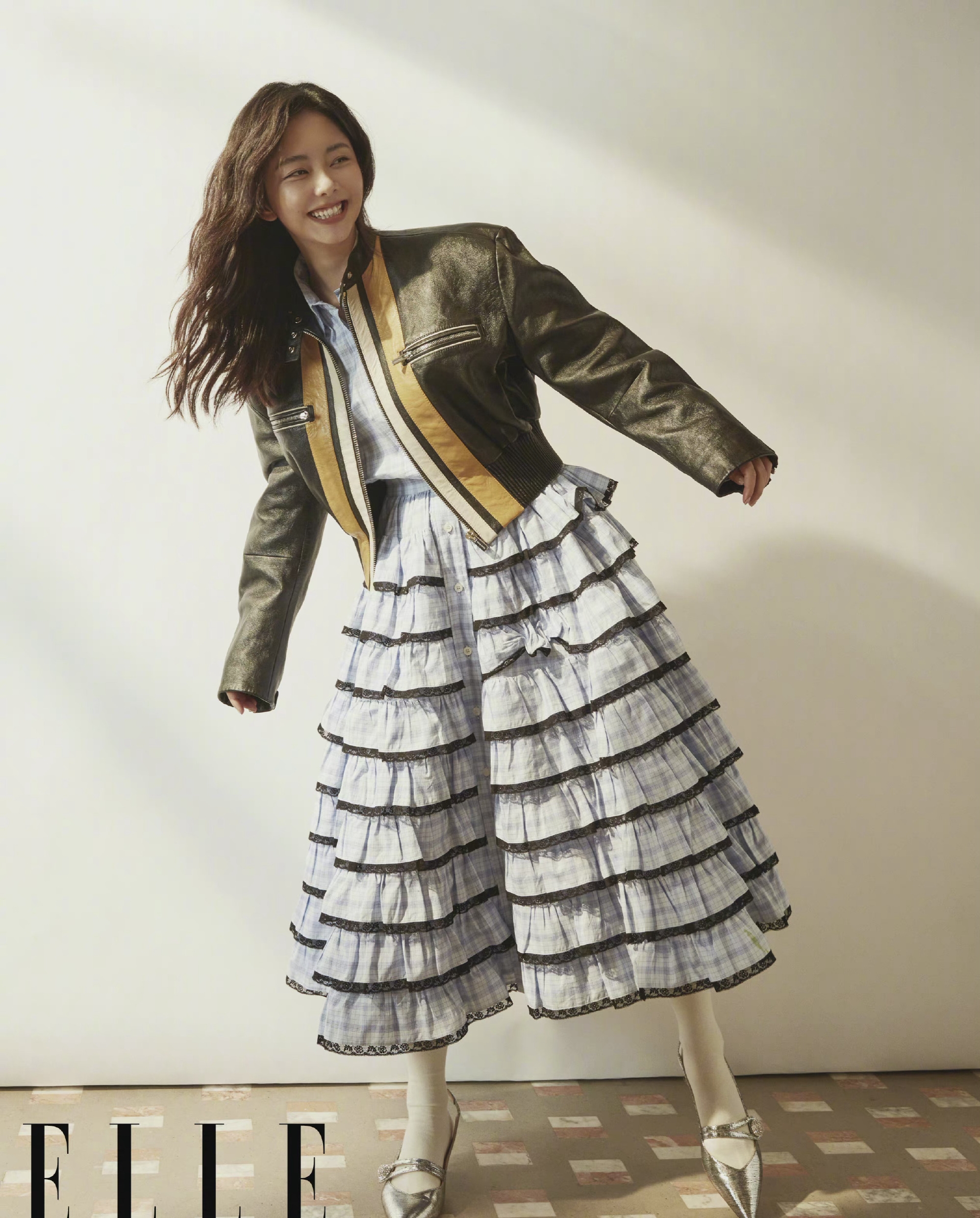 娃娃脸优势来了30岁谭松韵穿蓬松蛋糕裙嫩回18岁