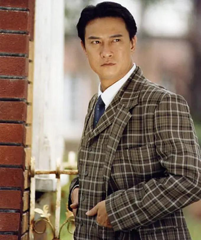 尽管他之后还演了不少口碑和收视都很好的电视剧,譬如《青河绝恋》