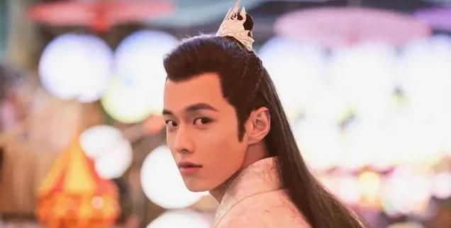 《新少年包青天》演员都是生面孔,服化道的廉价感已经溢出屏幕了