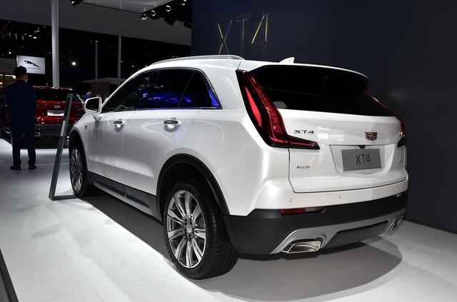 2.0t 9at,落地20万,全新凯迪拉克xt4亮相,比奥迪q3接地气
