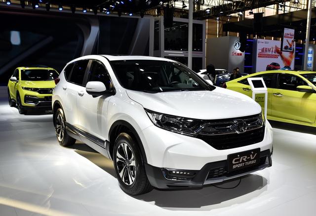 新款本田crv15t动力油耗8升加速9秒新造型比途观帅气