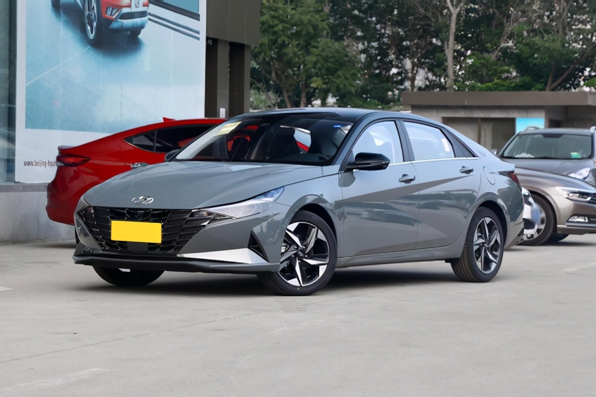 月销近2万998万就有自动挡全新伊兰特真的能放心买吗