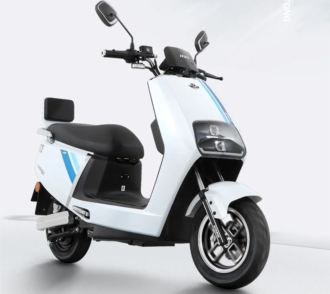 台铃,小刀又发布了新车,一周一次充电,续航超过100公里!