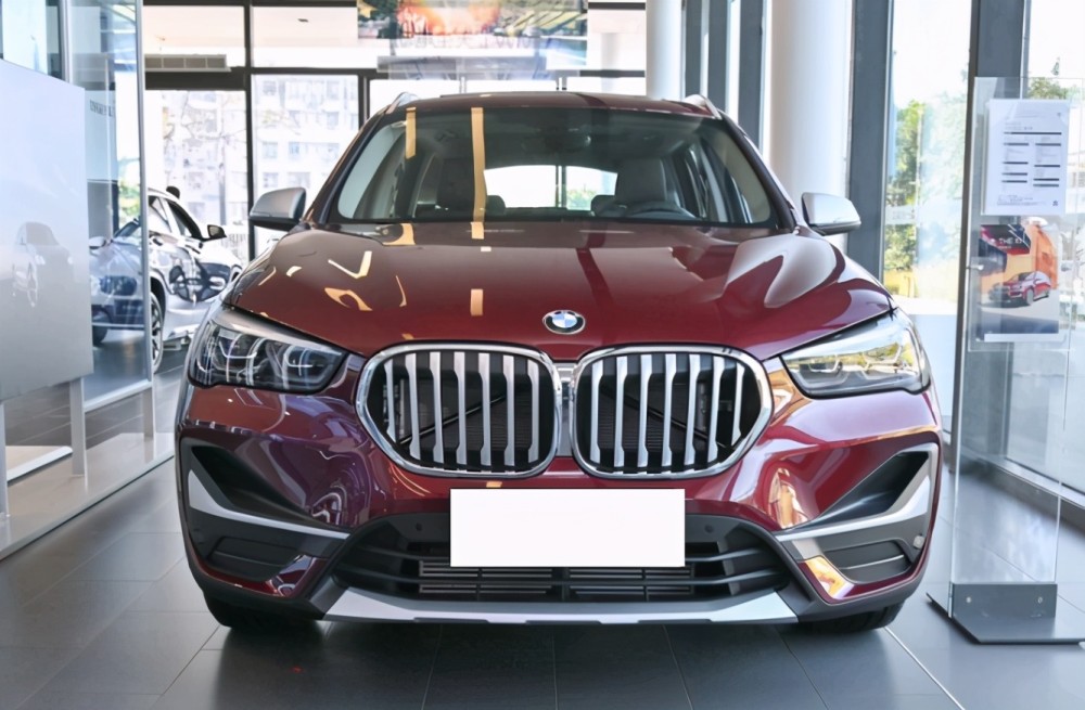 手握20万不妨考虑这款宝马suv,还是大空间,运动天赋强烈