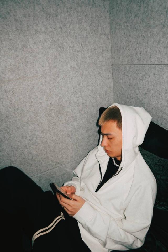 说唱歌手ty直播爆料gai吸毒昔日言论被扒曾自曝吸毒但不会被抓