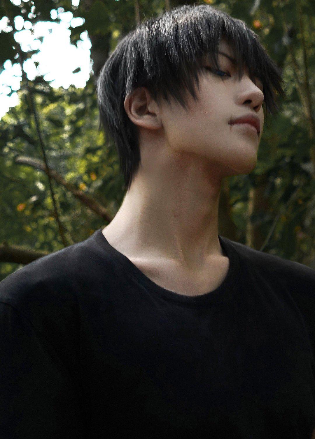 八犬太太cos的伏黒甚尔 twi:hakkenryou|太太|咒术_新浪新闻