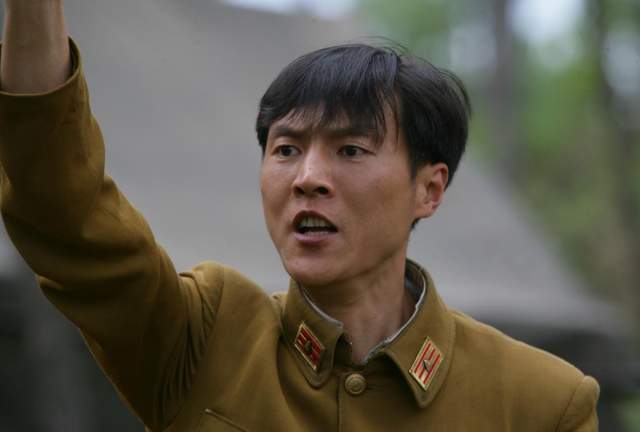 觉醒年代央视首播3个配角表现优秀于和伟1人撑起全剧