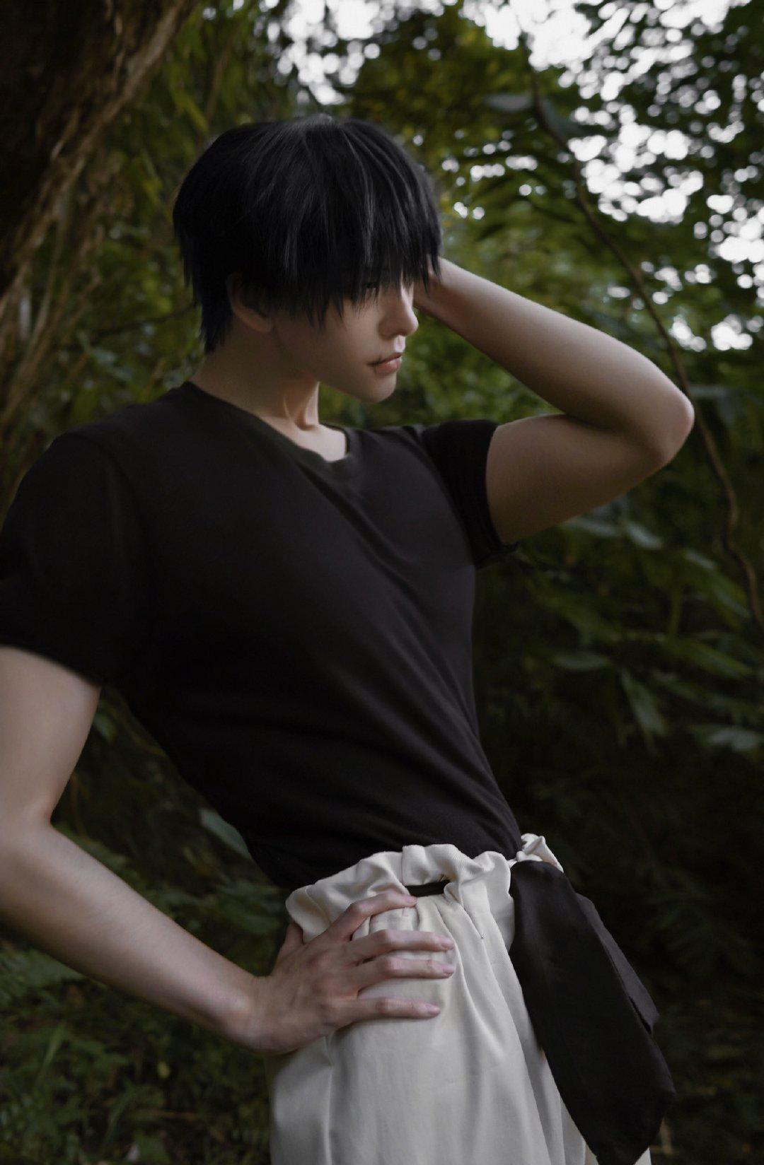 八犬太太cos的伏黒甚尔 twi:hakkenryou|太太|咒术_新浪新闻