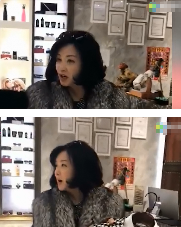 主持人金星近照!53岁穿拼接皮草变贵妇人,吃雪糕却拉低高级感