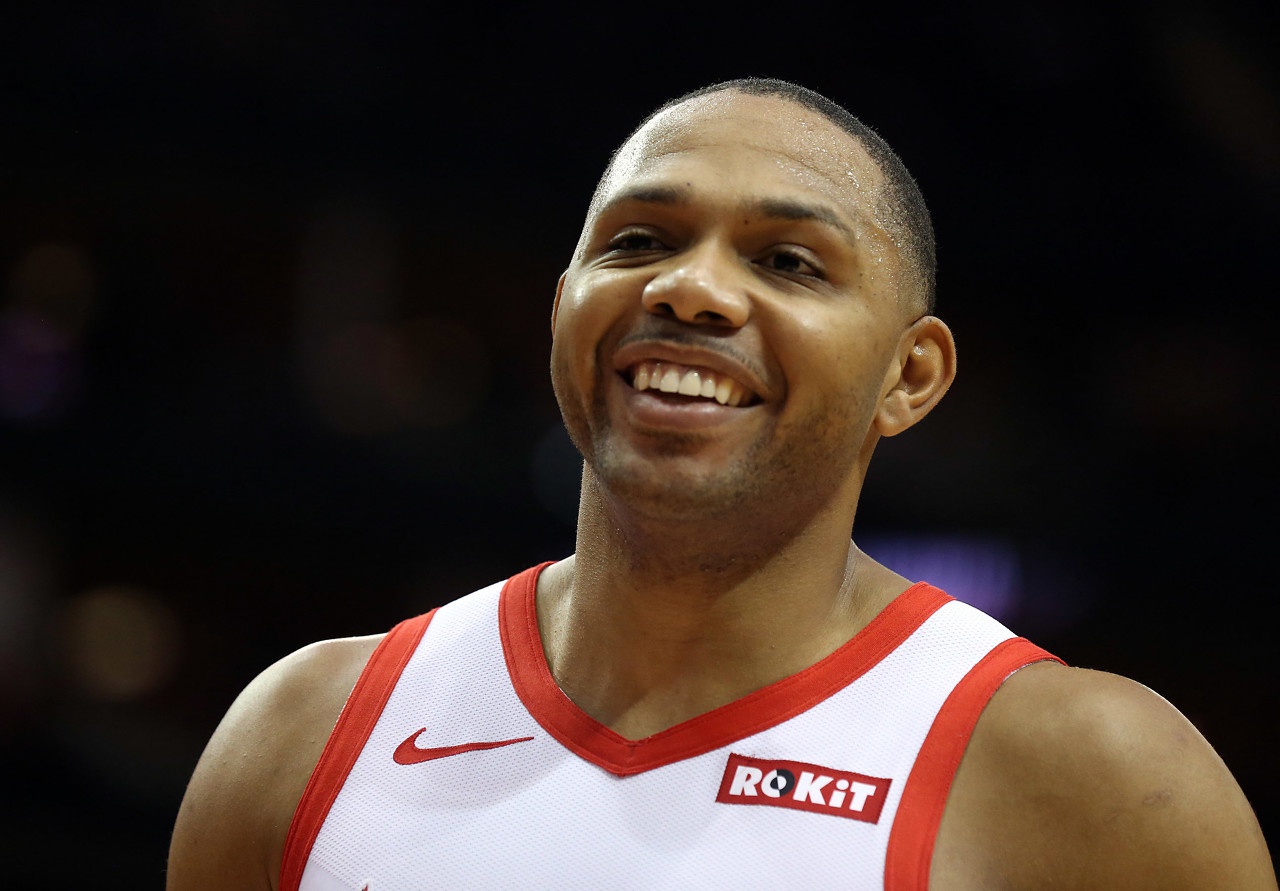 圆脸登梦回巅峰,奥拉迪波有望续约火箭,沃尔赌赢了