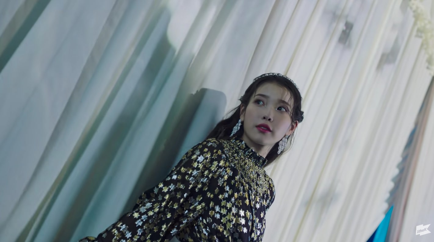 iu新歌celebrity直击灵魂讲述那些不被理解的人们内心感受