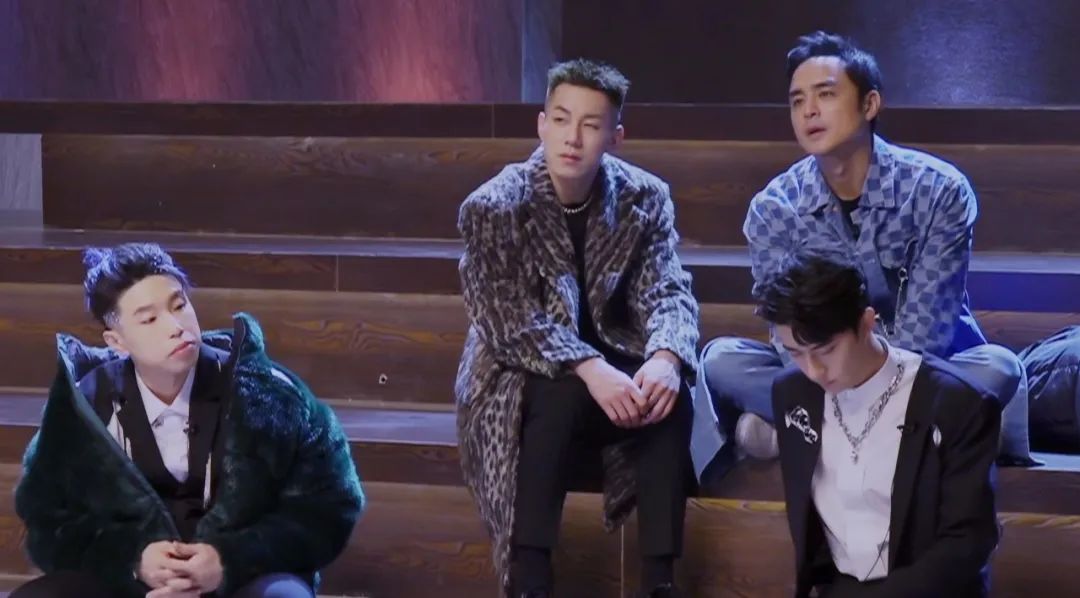 追光吧哥哥明道算是被淘汰了但卡斯柏去哪了