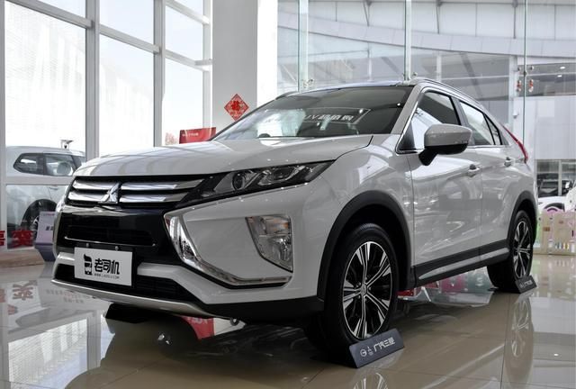 价格实惠带自动挡的日系suv,带你看三菱奕歌-新浪汽车