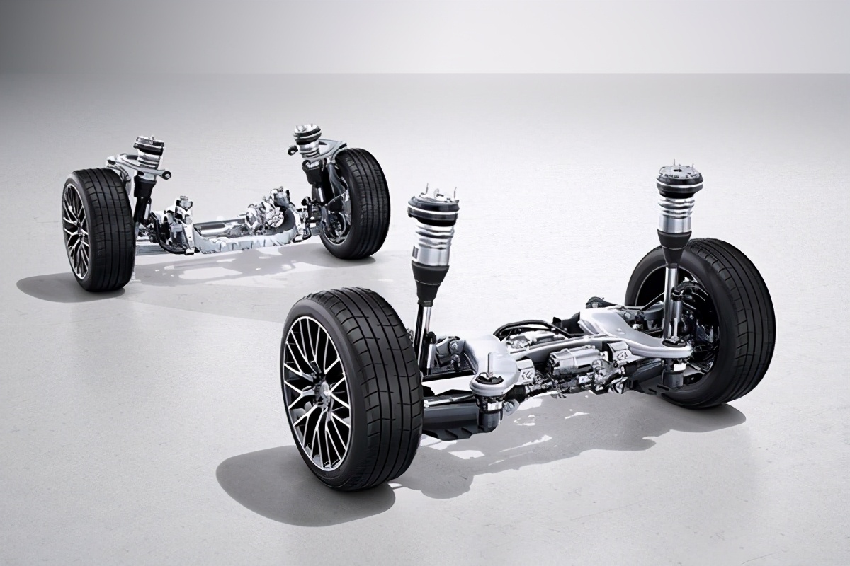 主动空气悬架对于s级而言无疑是"基本操作",新一代车型则在传统空气